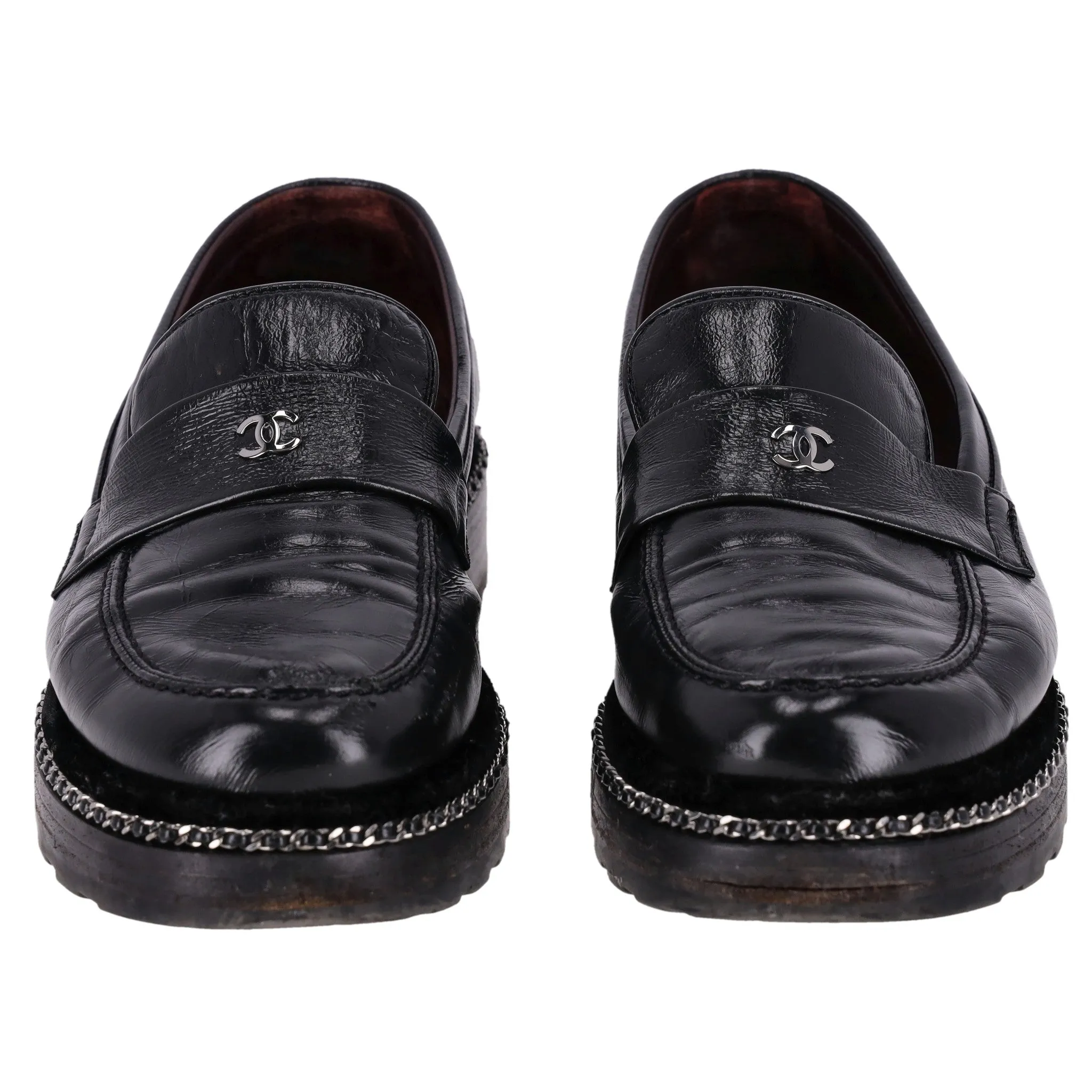 Chanel Calfskin Leather 'CC' Logo & Chain Moccasin Loafers. Size 39.5