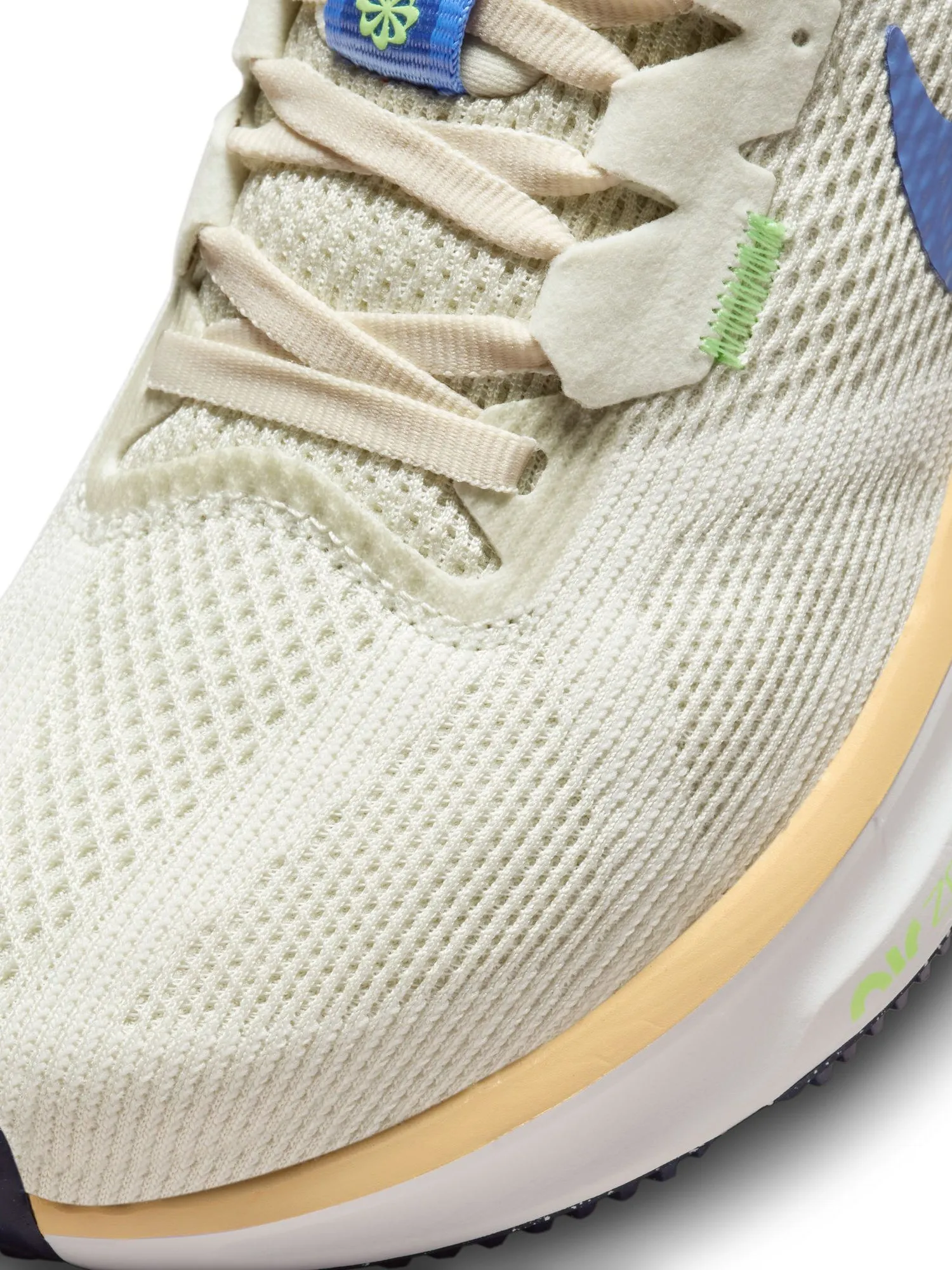 Nike Air Zoom Structure 25 Women's Shoes